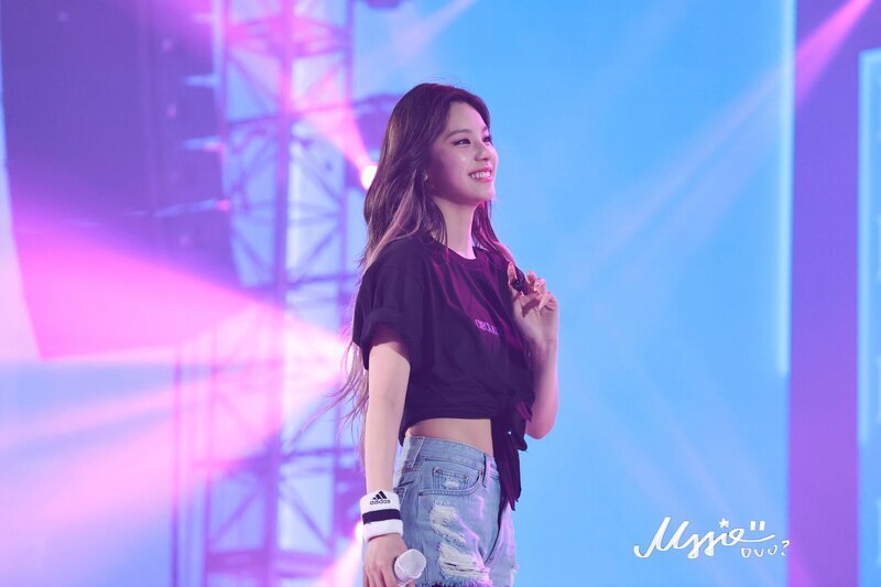 무대에서 더 빛나는 ITZY 예지1_13.jpg