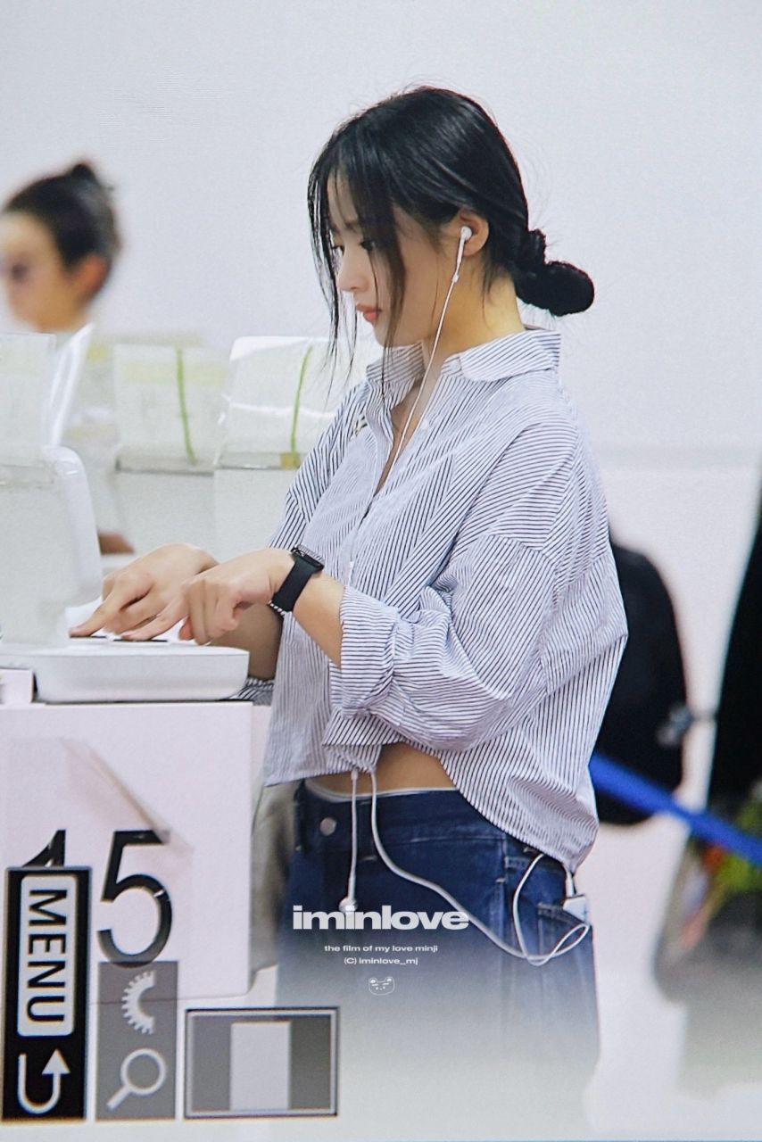 [뉴진스] 김민지 하네다 공항1_7.jpg