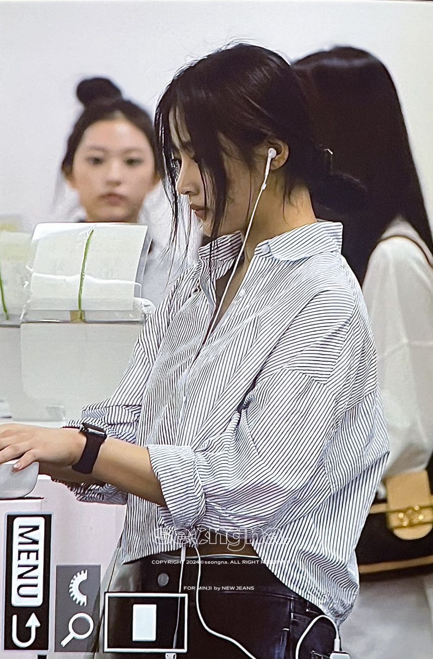 [뉴진스] 김민지 하네다 공항1_2.jpg