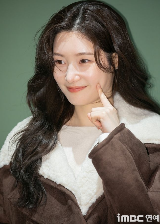 정채연2_4.jpg