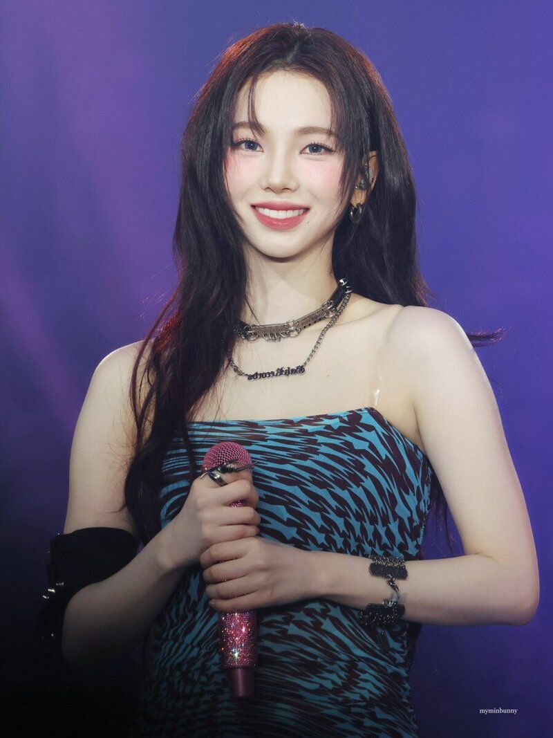 카리나 에스파1_3.jpg