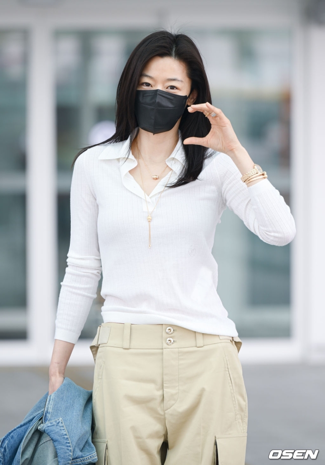 전지현1_3.jpg