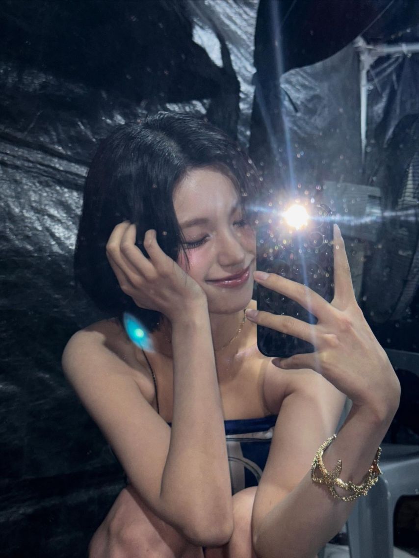 ITZY 예지1_8.jpg