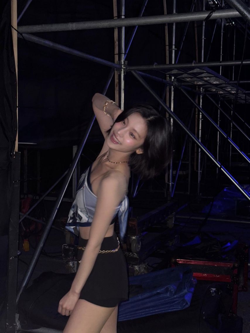 ITZY 예지1_3.jpg