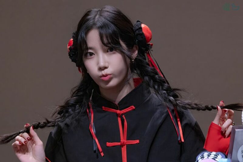 르세라핌 카즈하1_3.jpg
