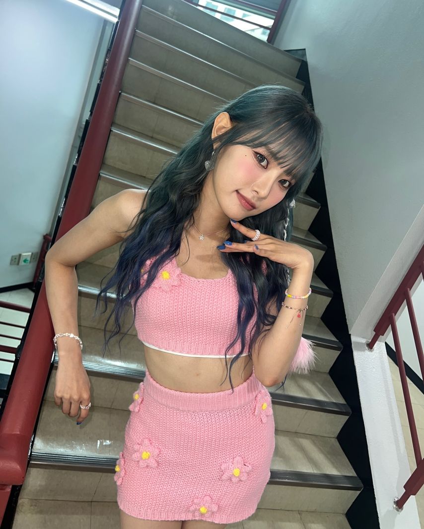 먼데이 (위클리)1_4.jpg