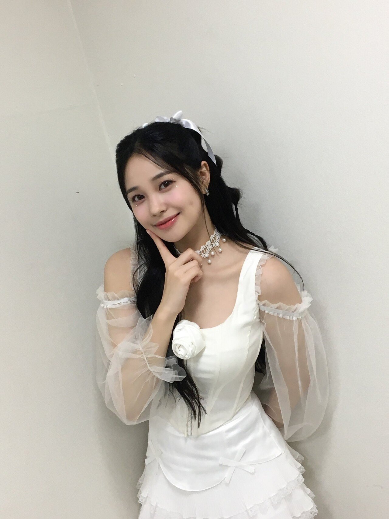 위클리 지한1_2.jpg
