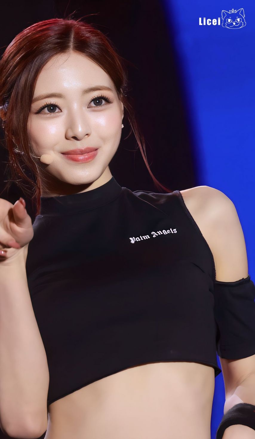 ITZY 유나1_3.jpg