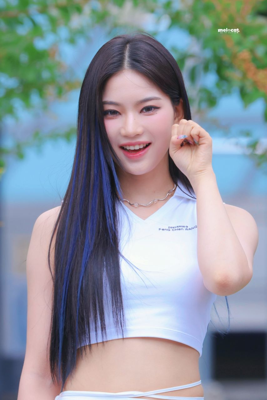 아이사 (스테이씨)1_5.jpg