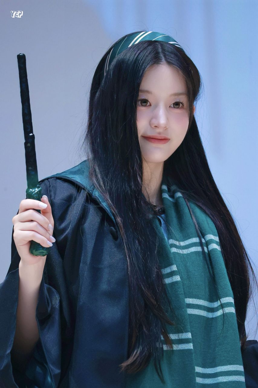 아일릿 민주1_1.jpg