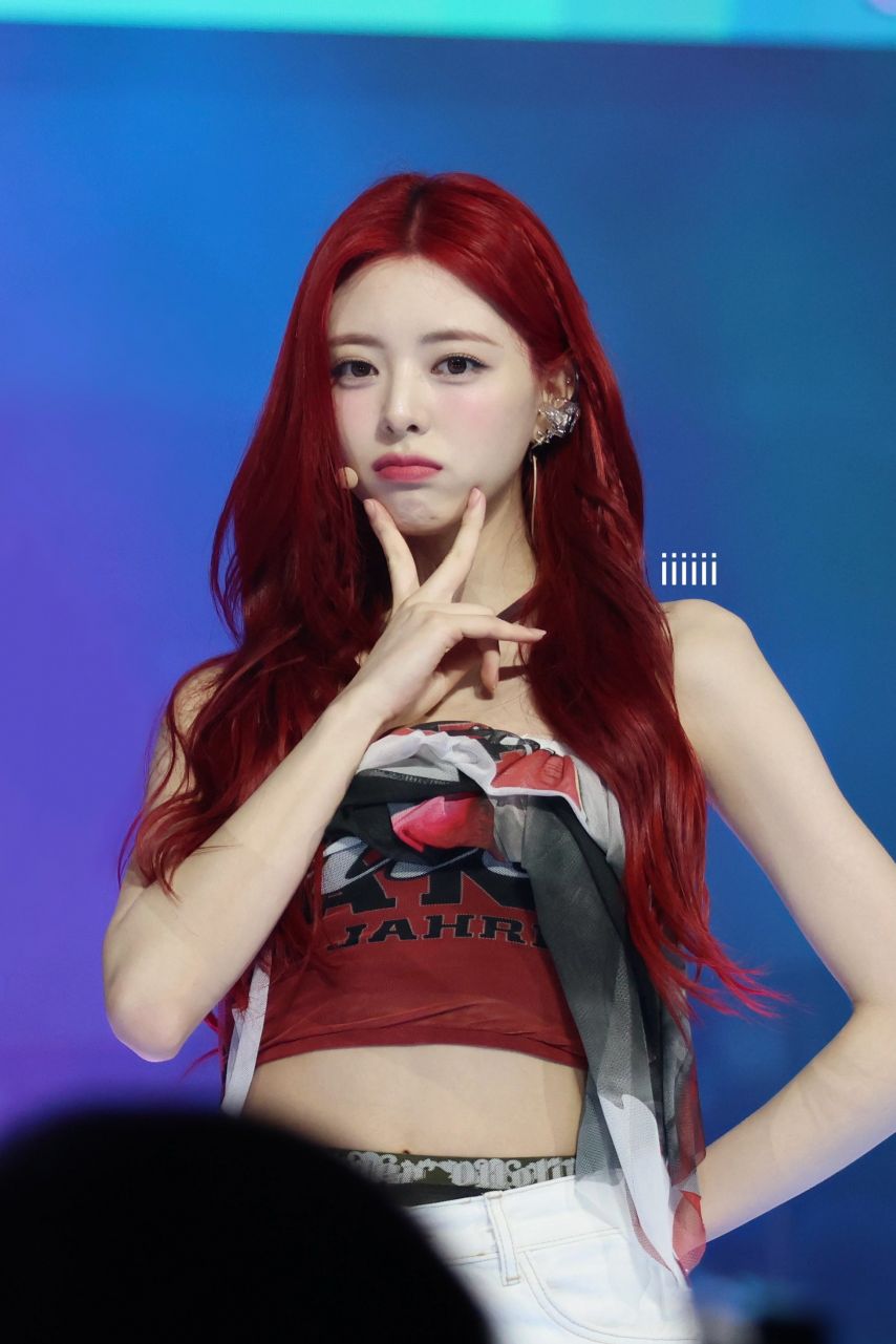 ITZY 유나1_6.jpg