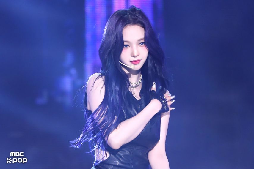 카리나,김채원,장원영,미나,카즈하,레이,설윤,윈터,안유진,해원,리즈1_1.jpg