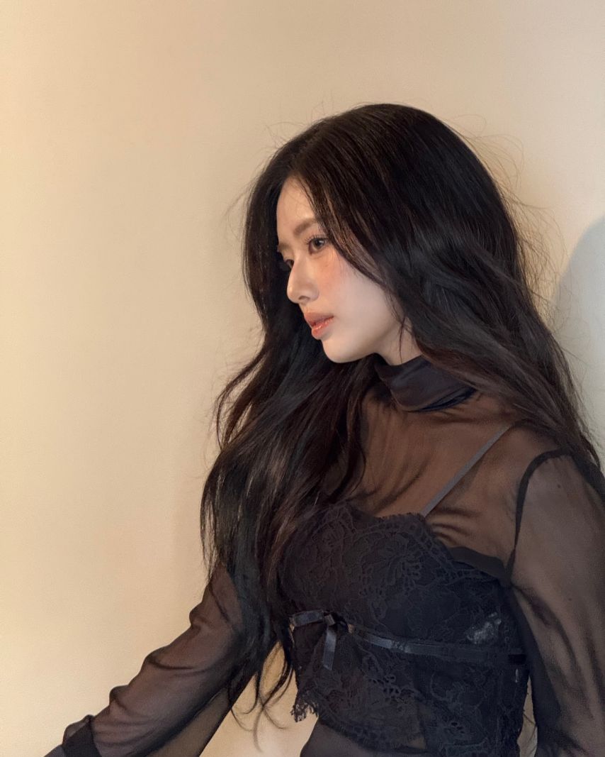 프로미스나인 박지원,이나경1_2.jpg