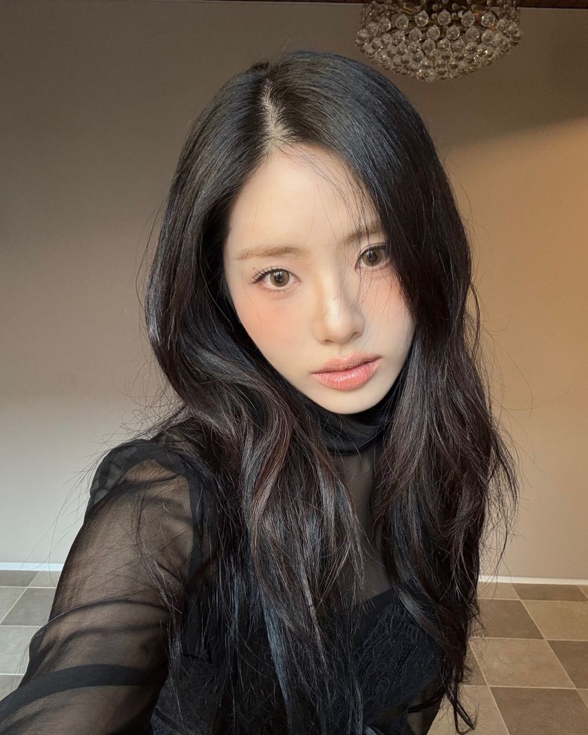 프로미스나인 박지원,이나경1_10.jpg