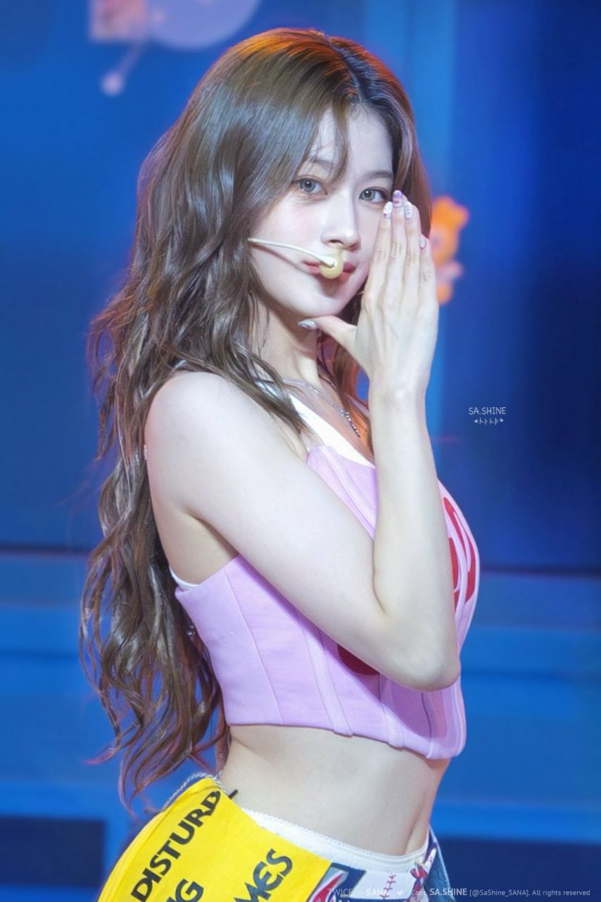 트와이스 사나1_5.jpg