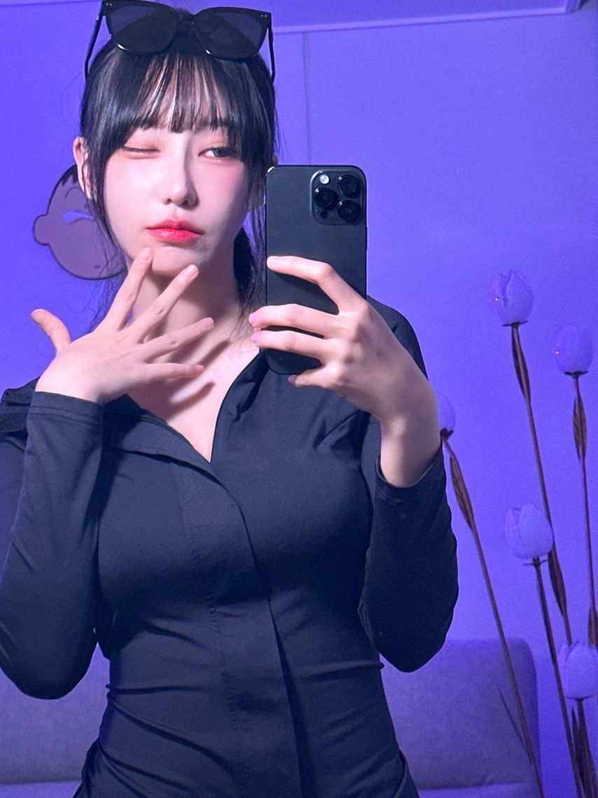 [QWER] 마젠타1_1.jpg