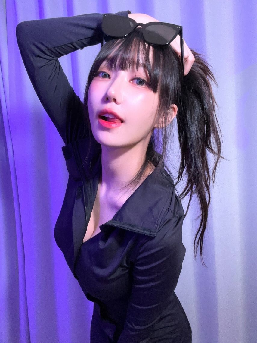 [QWER] 마젠타1_2.jpg