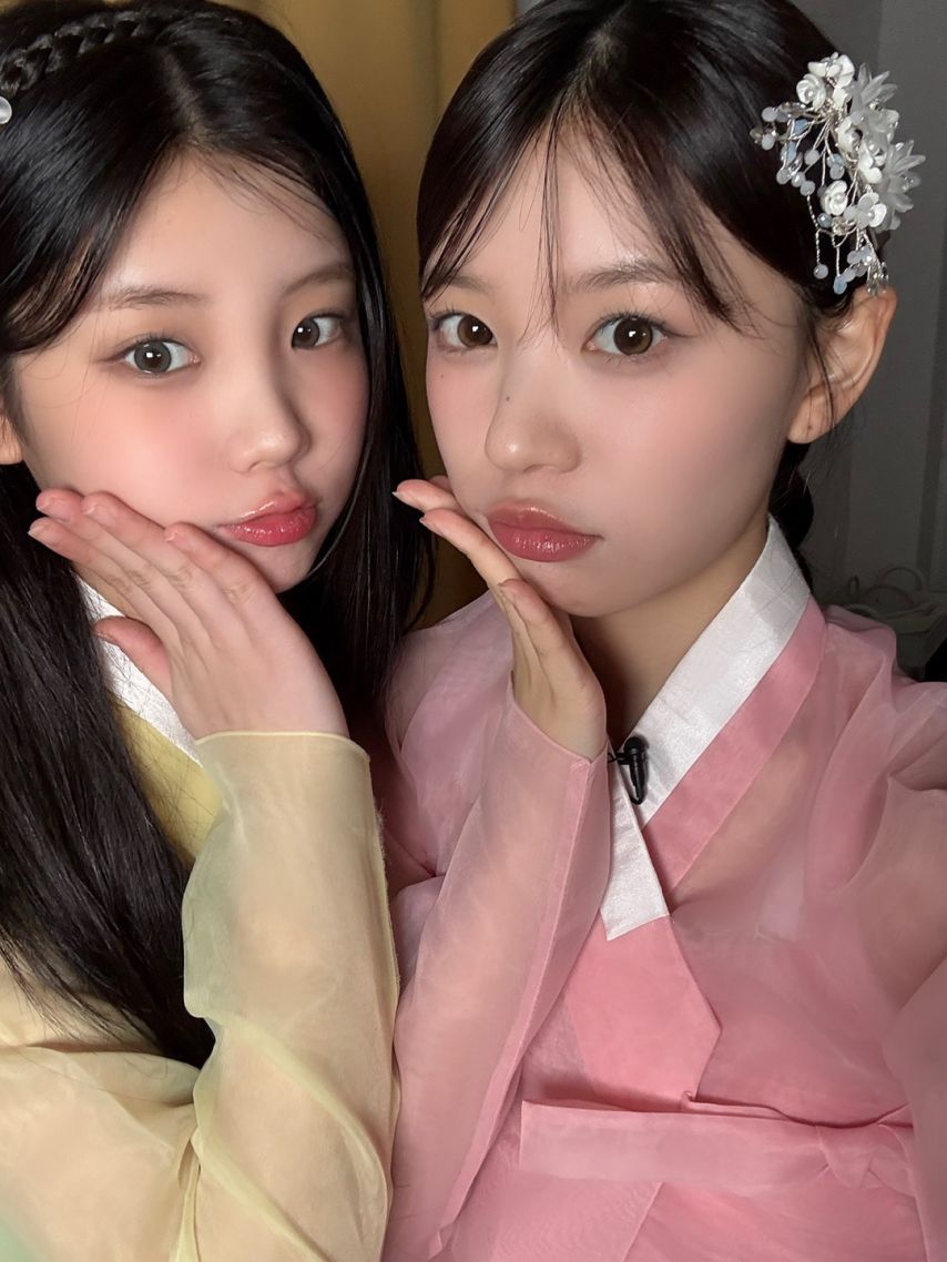 아일릿 윤아, 원희, 모카1_3.jpg