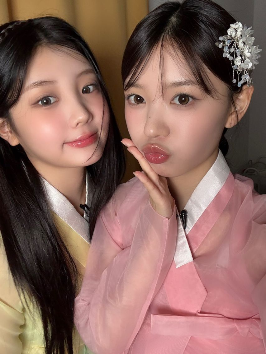 아일릿 윤아, 원희, 모카1_2.jpg