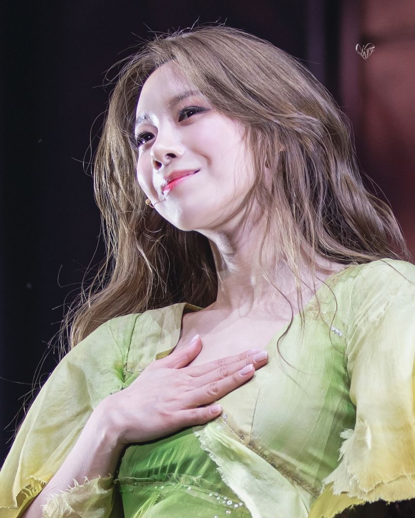 에스메랄다 정유지1_1.jpg