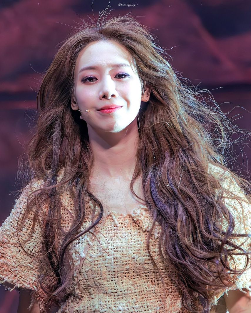에스메랄다 정유지1_5.jpg