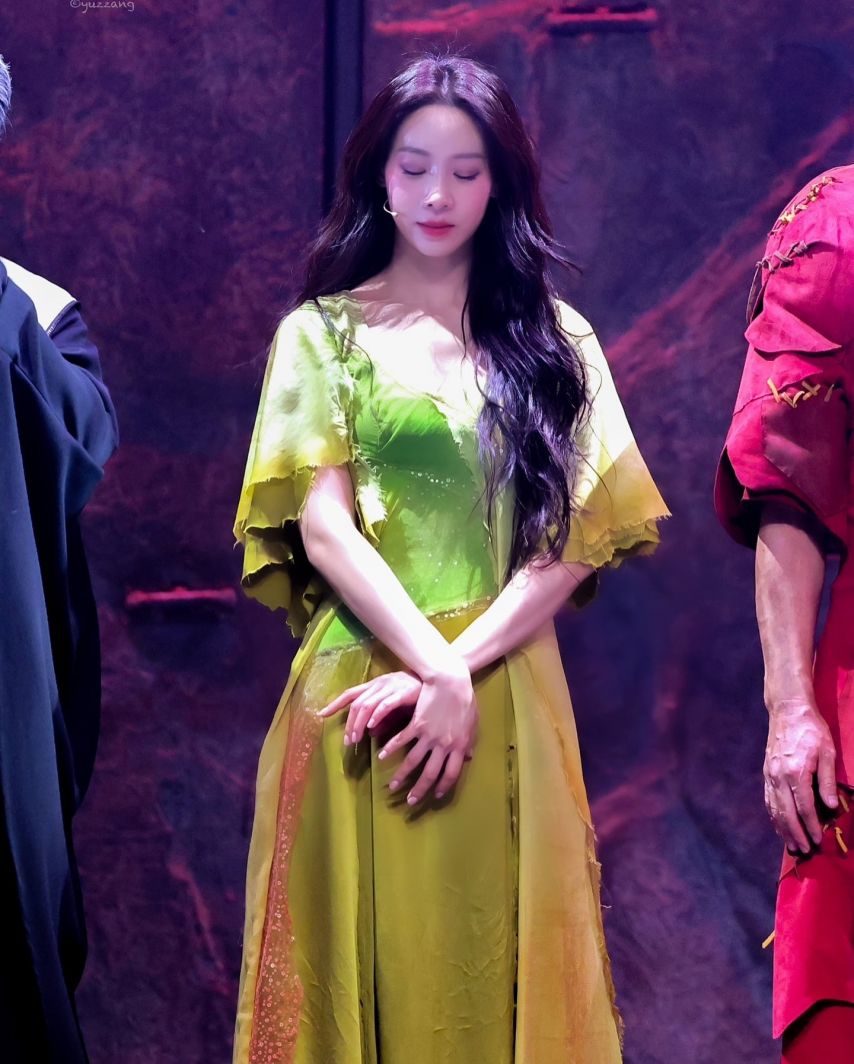 에스메랄다 정유지1_10.jpg