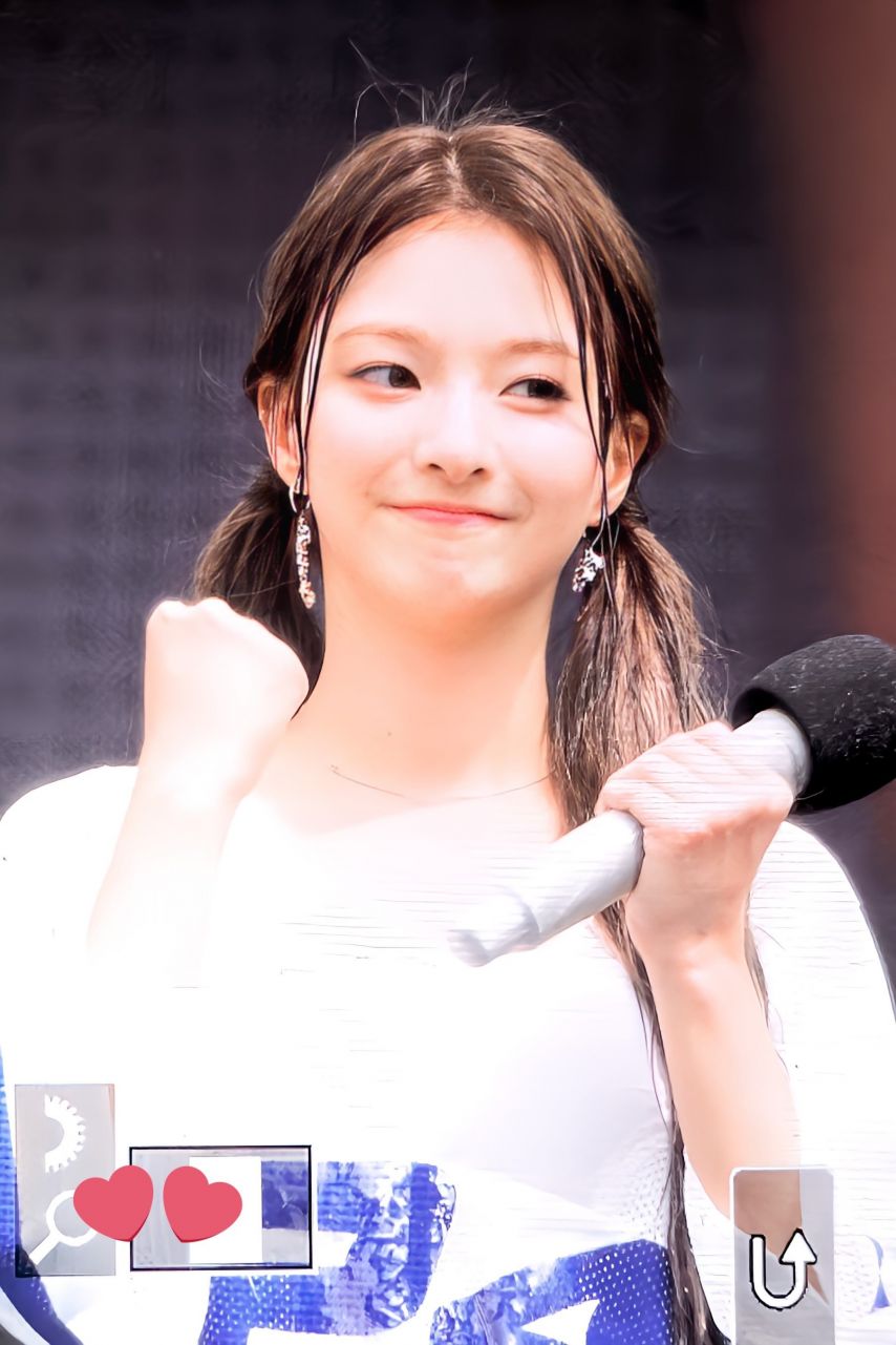 [프로미스나인] 이나경1_2.jpg