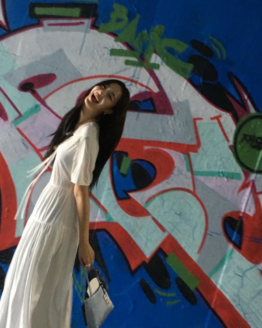 최예빈 insta 같은 옷 같은 날1_1.jpg