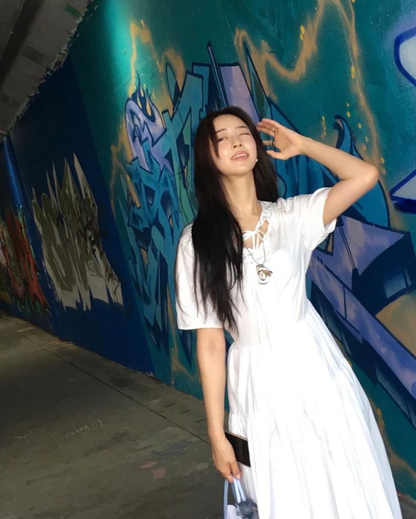 최예빈 insta 같은 옷 같은 날1_7.jpg