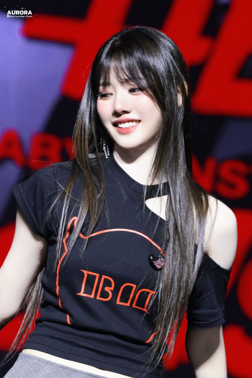 베이비몬스터 로라 (10)