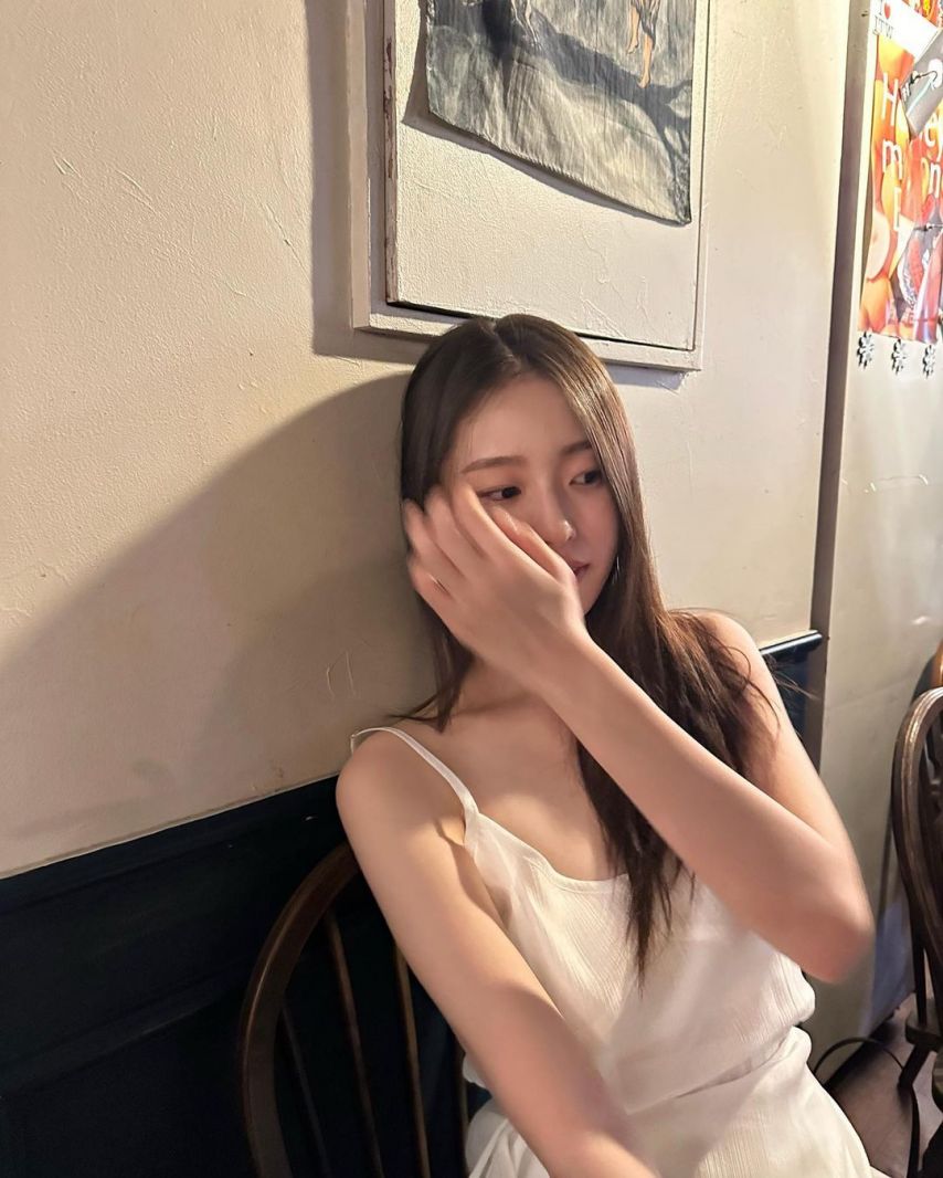 신윤하 insta 내 마음 속에 저쟝.1_3.jpg