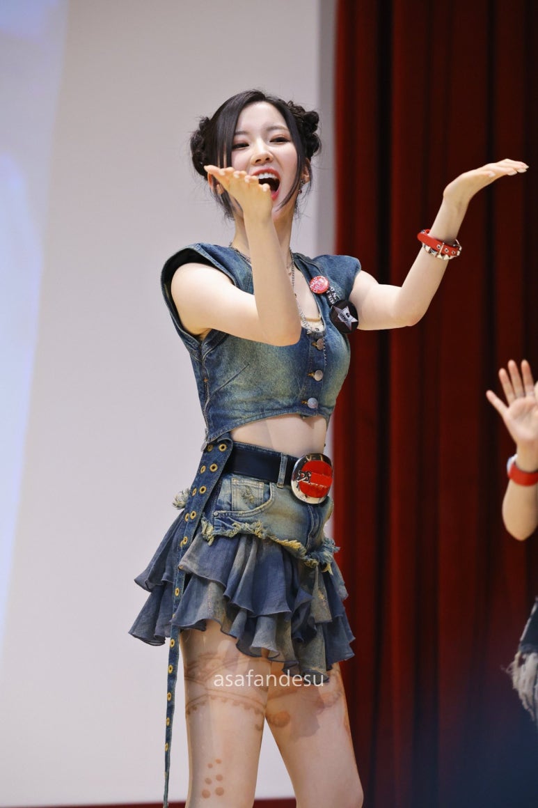 베이비몬스터 아사 (3)