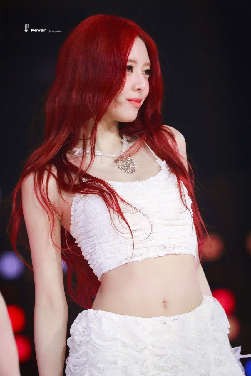 ITZY 유나1_3.jpg