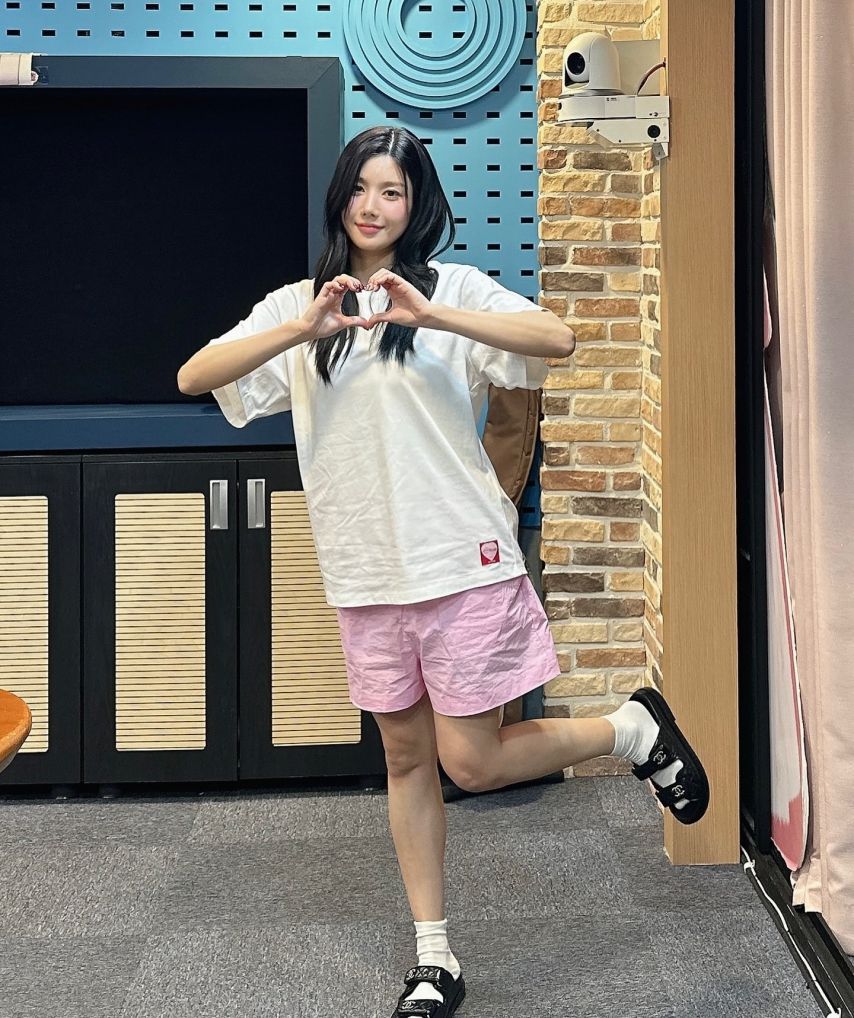 [아이즈원] 권은비 . 영스 마지막 8월 4일1_2.jpg
