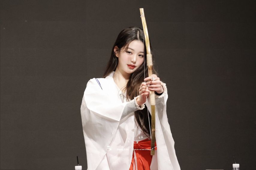 아이브 장원영 팬싸인회 고화질 직찍1_2.jpg