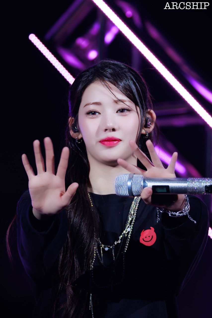 베이비몬스터 로라 (5)