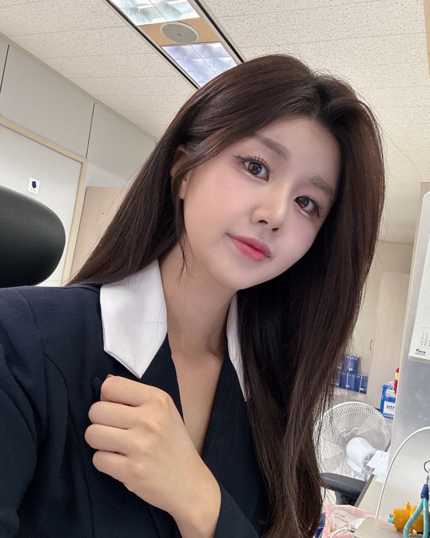 남윤선 기상캐스터2_1.jpeg