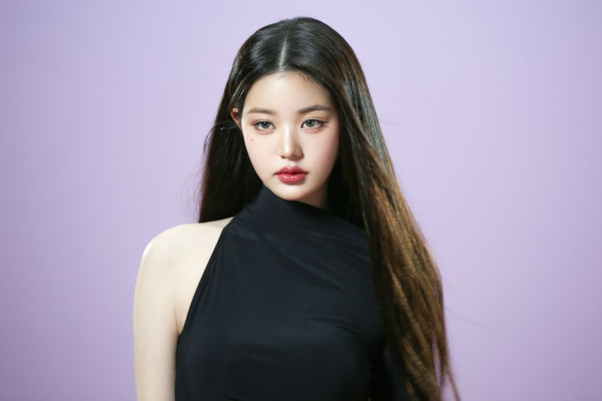 아이브 장원영 X ‘dyson’ 광고 촬영 현장 비하인드1_12.jpeg