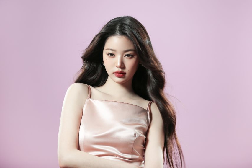 아이브 장원영 X ‘dyson’ 광고 촬영 현장 비하인드1_8.jpeg