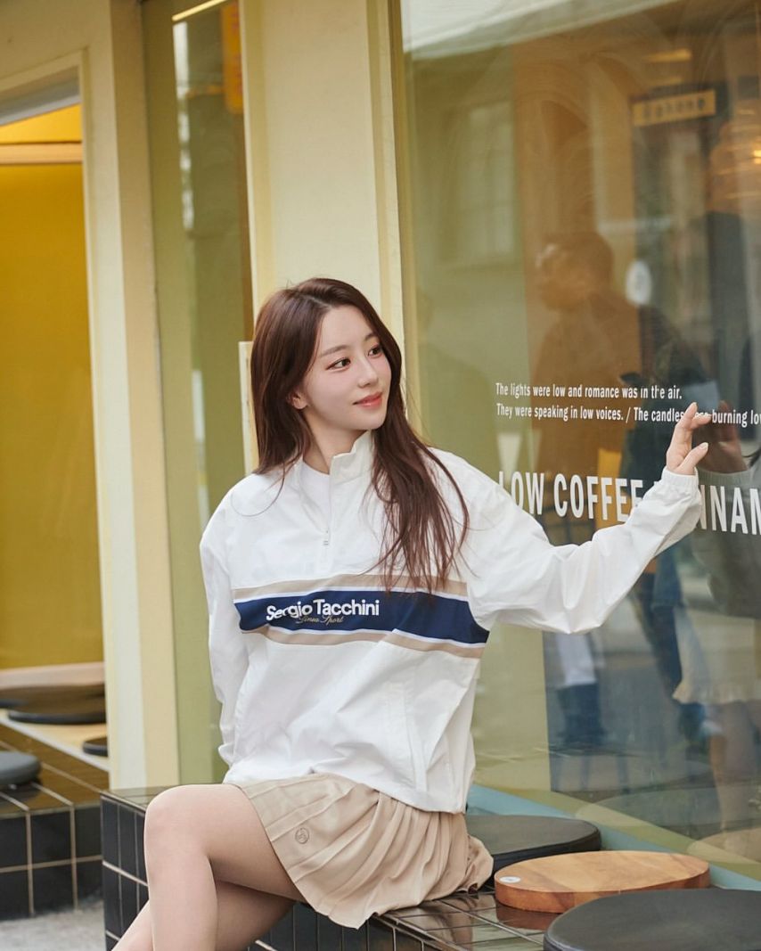 황유주 아나운서1_6.jpeg