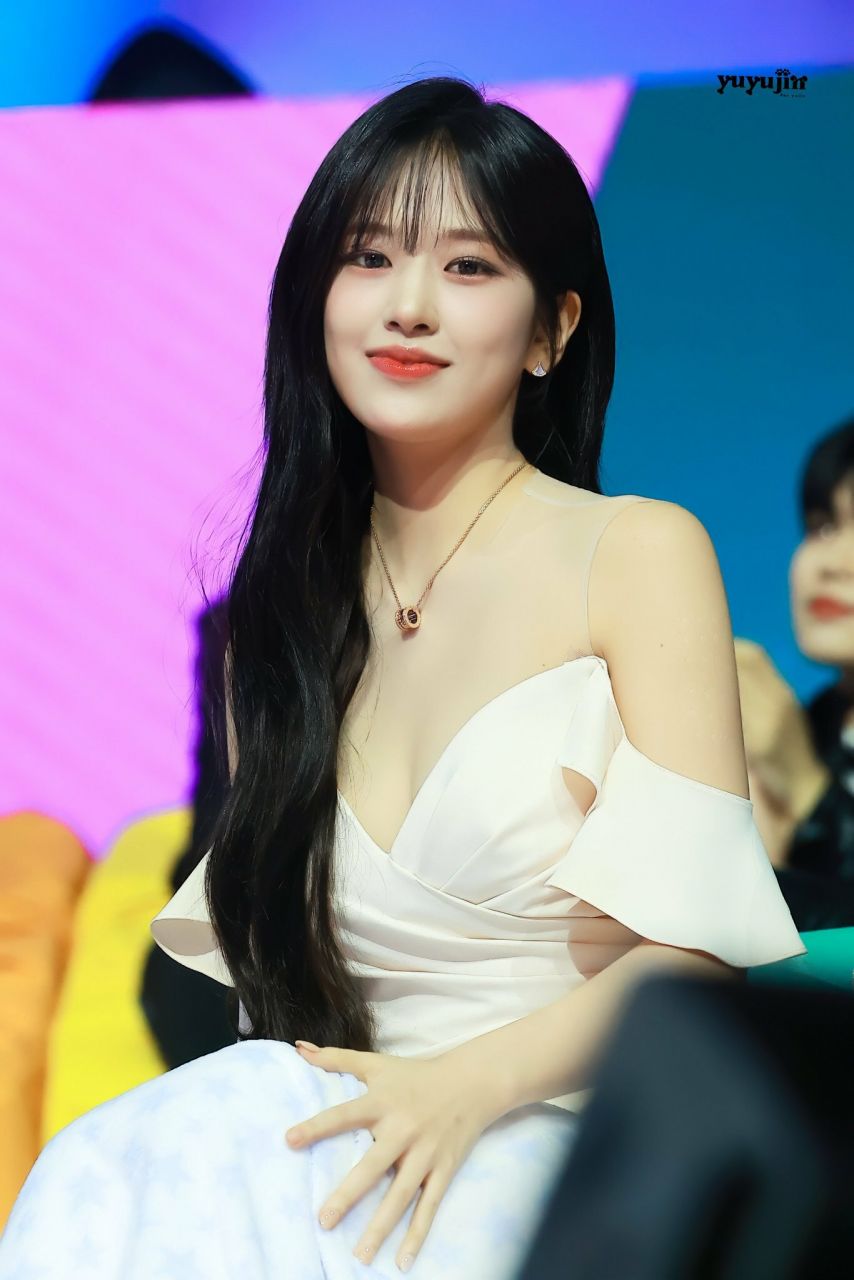 [아이브] 안유진이 보고 행복해지세요1_6.jpg