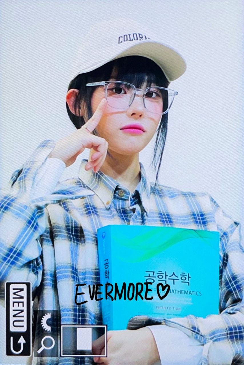 [QWER] 히나1_2.jpg