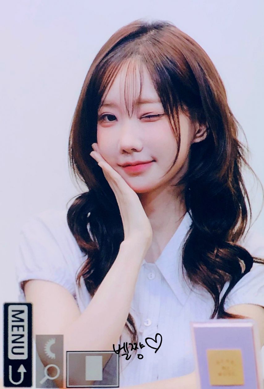 [QWER] 마젠타1_1.jpg