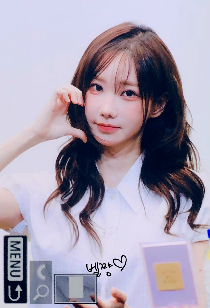 [QWER] 마젠타1_3.jpg