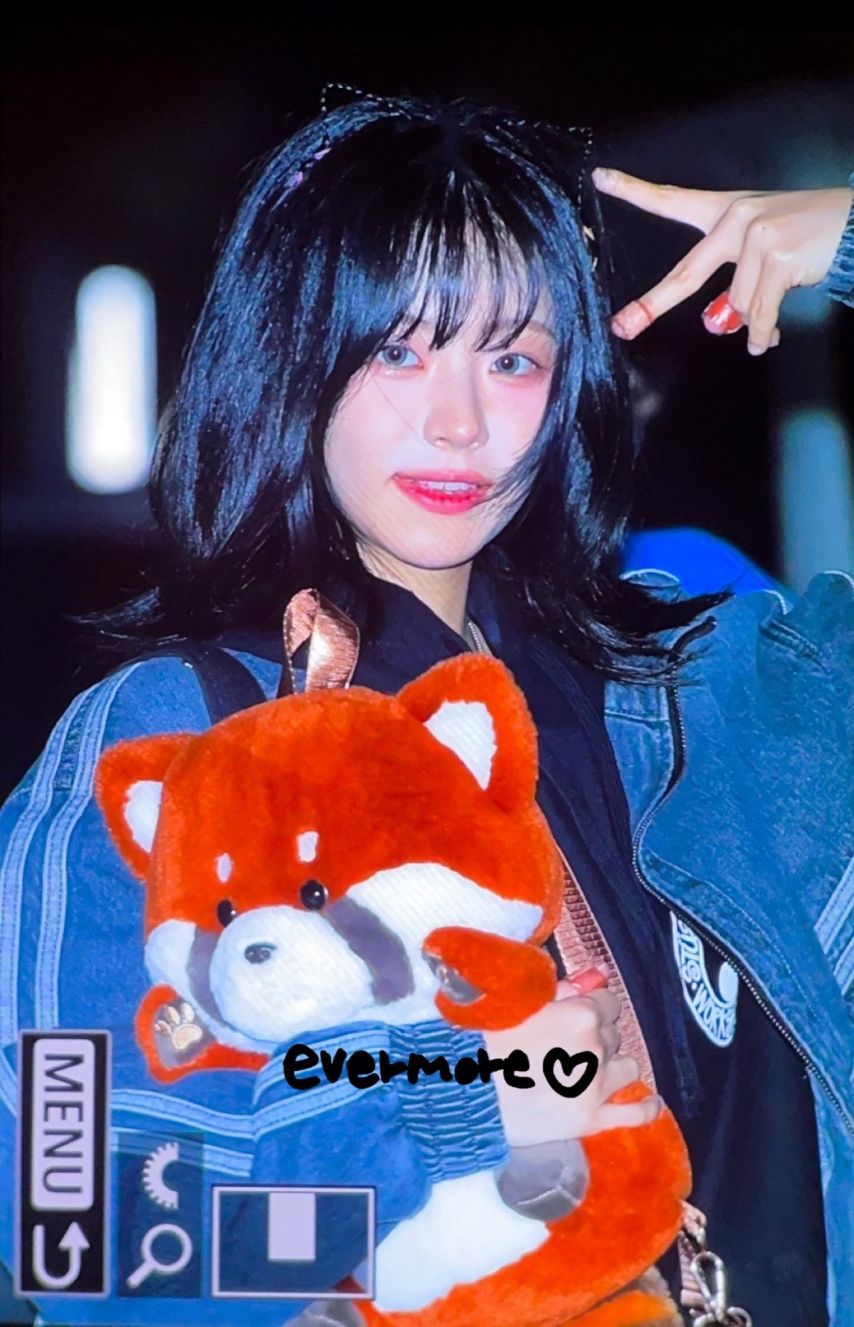 [QWER] 쵸단1_4.jpg