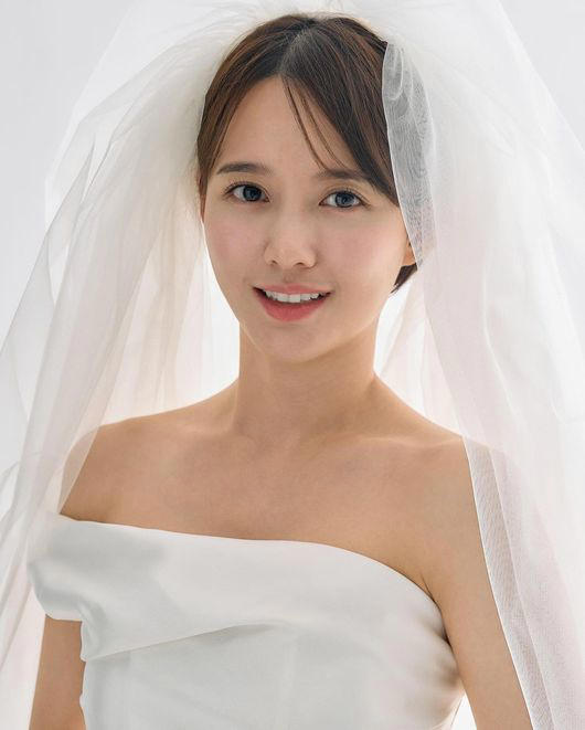 남보라 웨딩화보 공개1_4.jpg