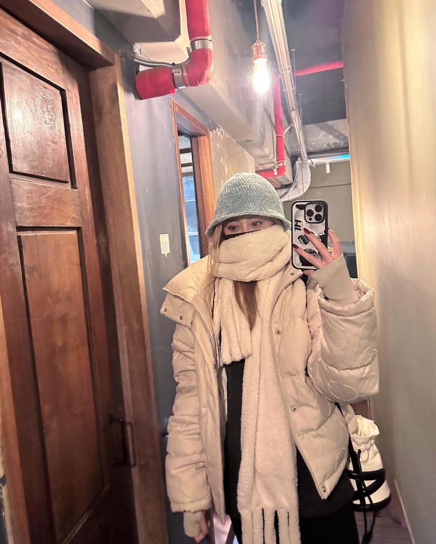 르세라핌 허윤진1_4.jpg