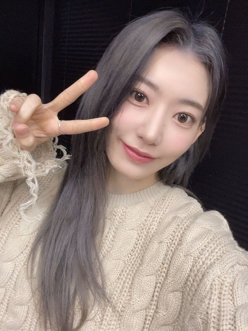 르세라핌 사쿠라1_1.jpg
