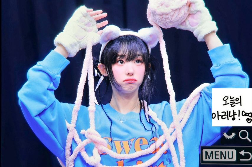 [QWER] 히나2_1.jpg