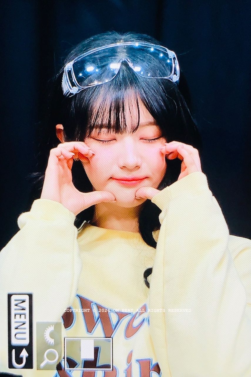 [QWER] 쵸단1_4.jpg